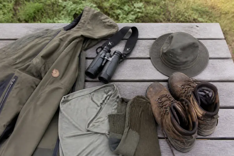 Kleding & Velduitrusting
